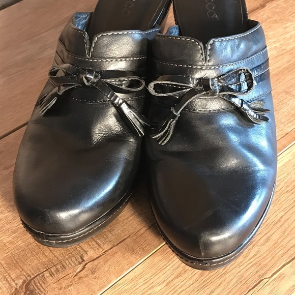 Ecco Leather Clog Mule Women’s 9 Black Slide On Closed Toe EU 40 - Picture 6 of 16